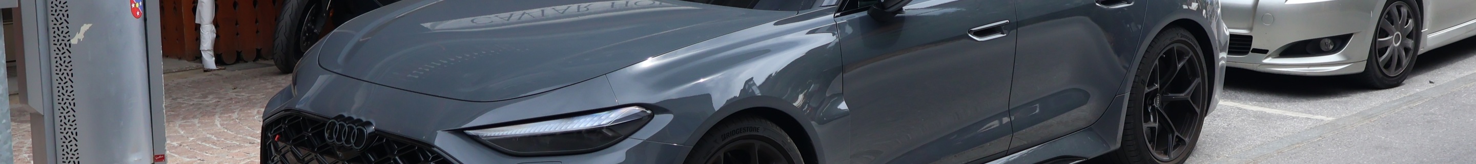 Audi RS5 Avant B10