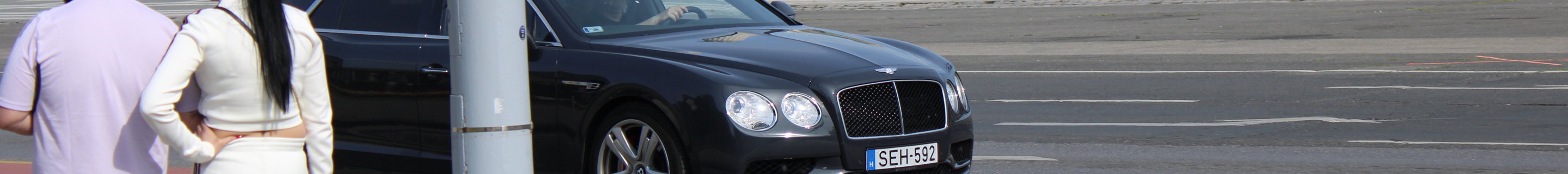 Bentley Flying Spur V8 S