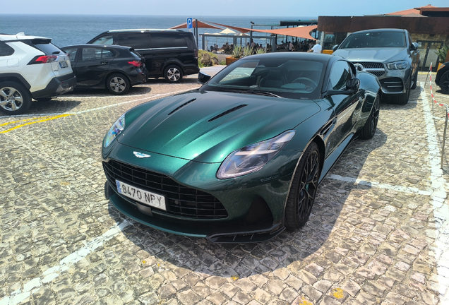 Aston Martin DB12 S