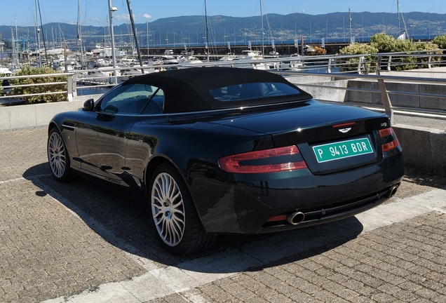 Aston Martin DB9 Volante