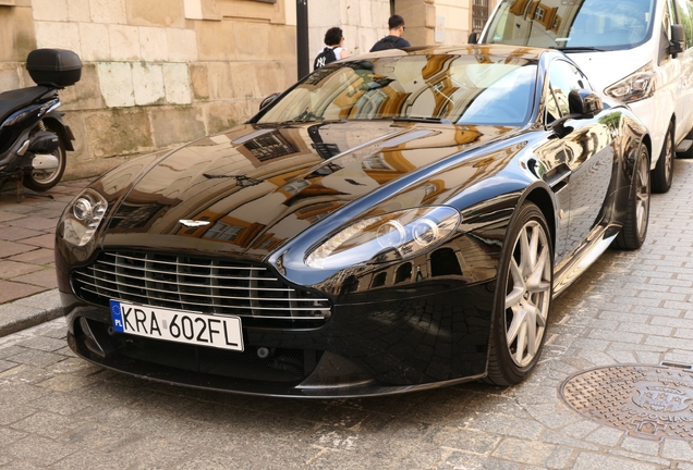 Aston Martin V8 Vantage S