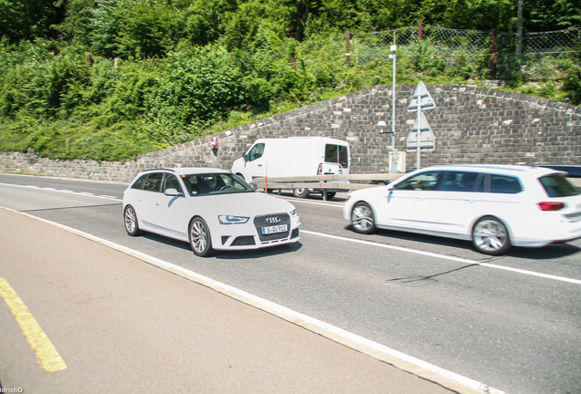 Audi RS4 Avant B8