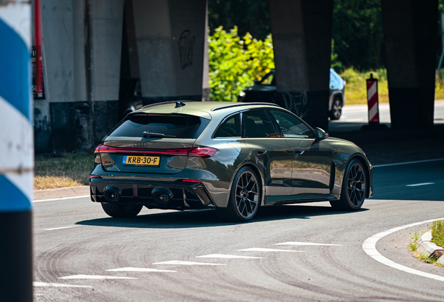 Audi RS5 Avant B10