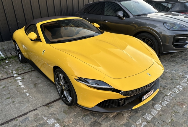 Ferrari Roma Spider