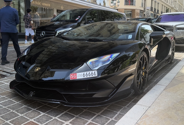 Lamborghini Aventador LP770-4 SVJ Roadster
