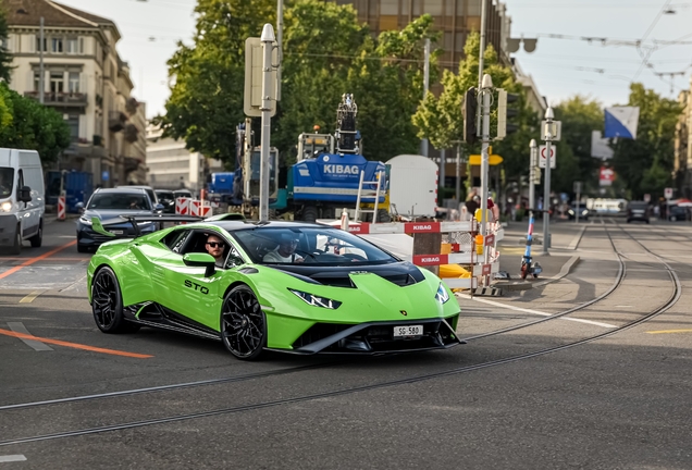 Lamborghini Huracán LP640-2 STO