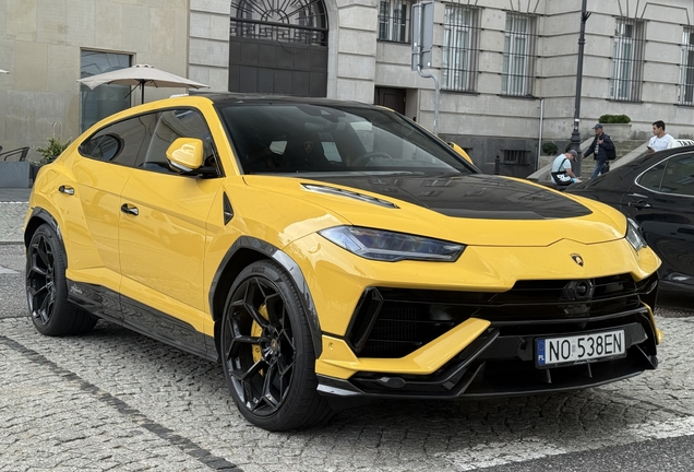 Lamborghini Urus Performante
