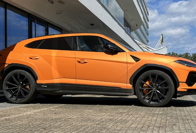 Lamborghini Urus S