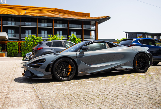 McLaren 765LT Spider