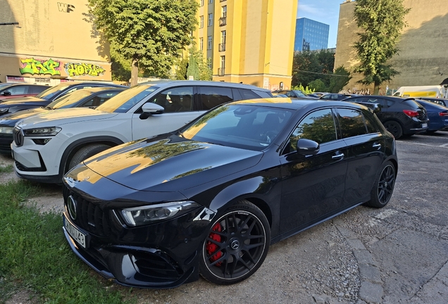 Mercedes-AMG A 45 S W177