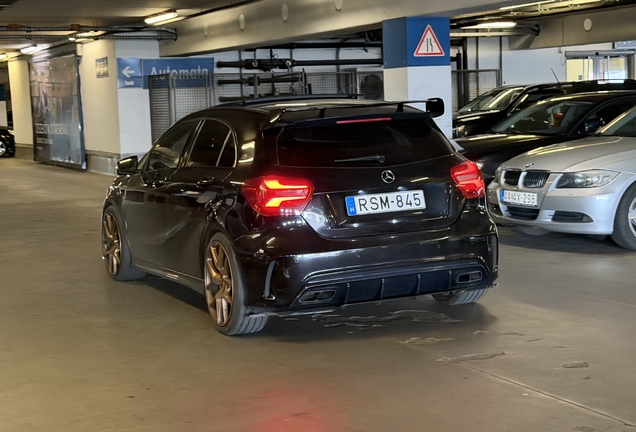 Mercedes-AMG A 45 W176 2015