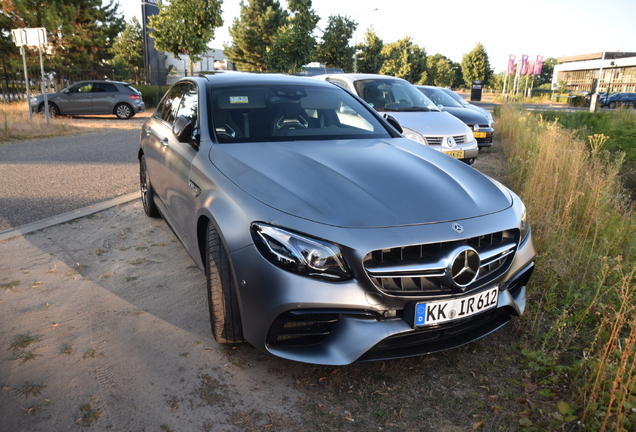 Mercedes-AMG E 63 S W213