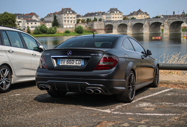 Mercedes-Benz C 63 AMG Coupé