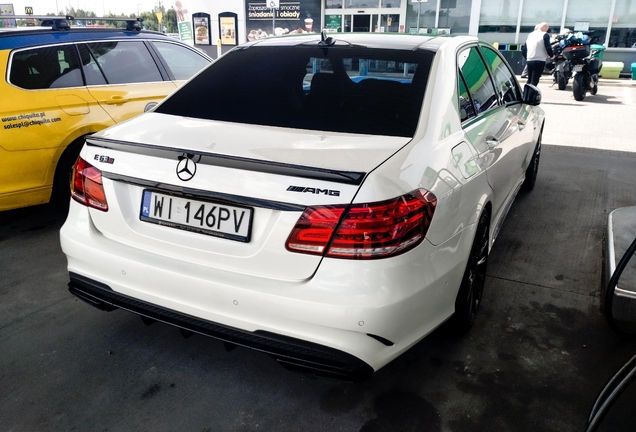 Mercedes-Benz E 63 AMG S W212