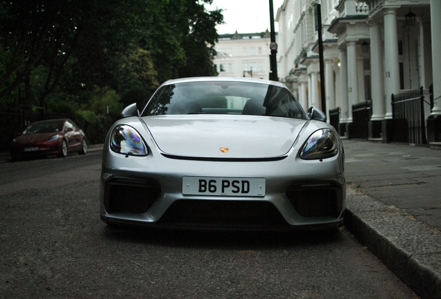 Porsche 718 Cayman GT4