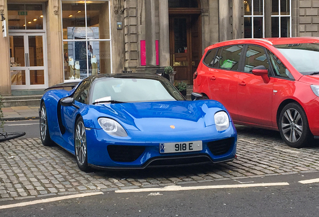 Porsche 918 Spyder Weissach Package