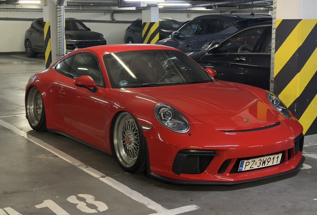 Porsche 991 GT3 Touring