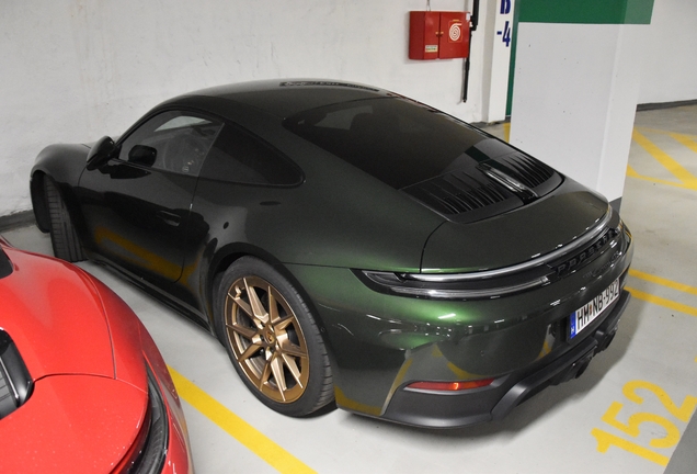 Porsche 992 Carrera 4 GTS MkII