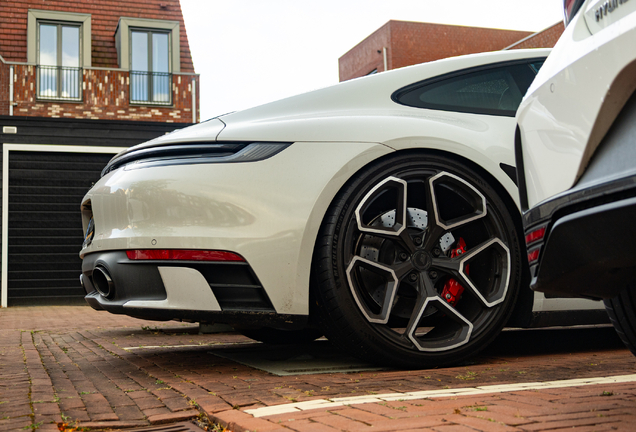 Porsche 992 Carrera GTS MkI