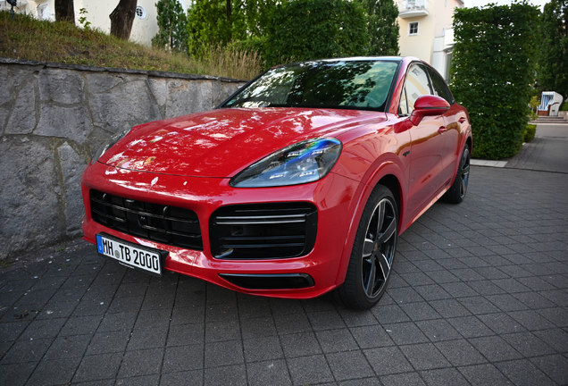 Porsche Cayenne Coupé Turbo S E-Hybrid