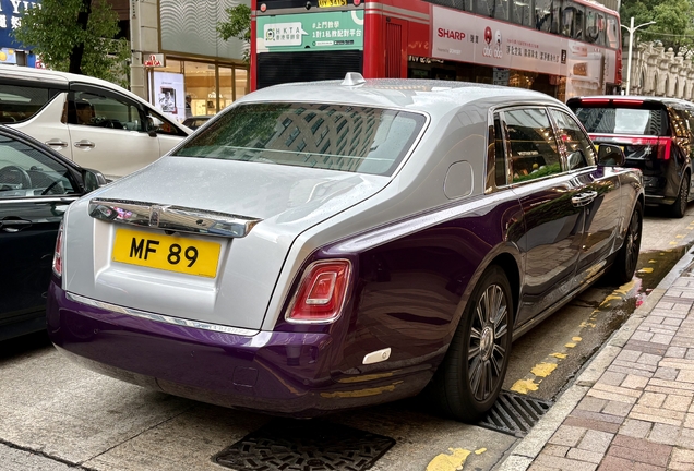 Rolls-Royce Phantom VIII EWB Series II