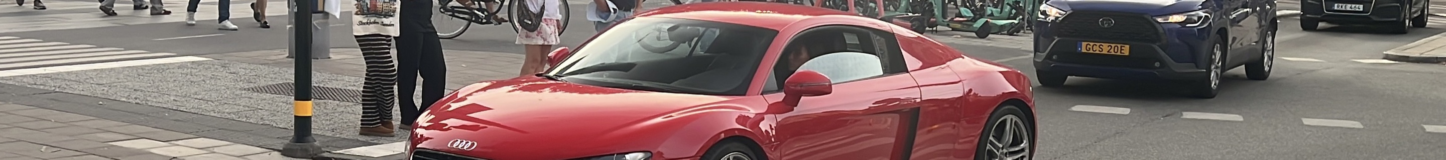 Audi R8