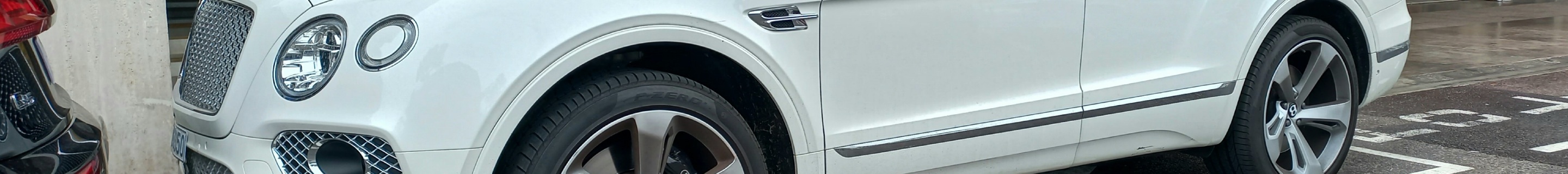 Bentley Bentayga V8