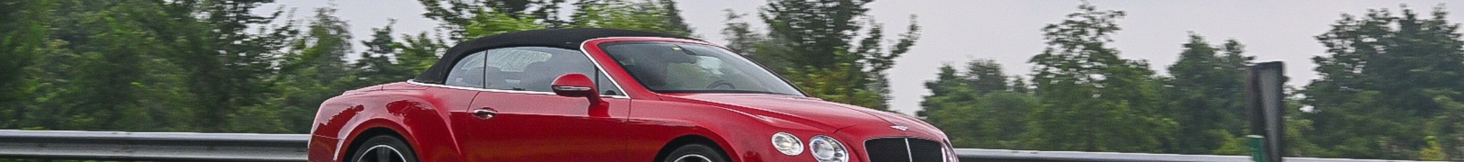 Bentley Continental GTC V8