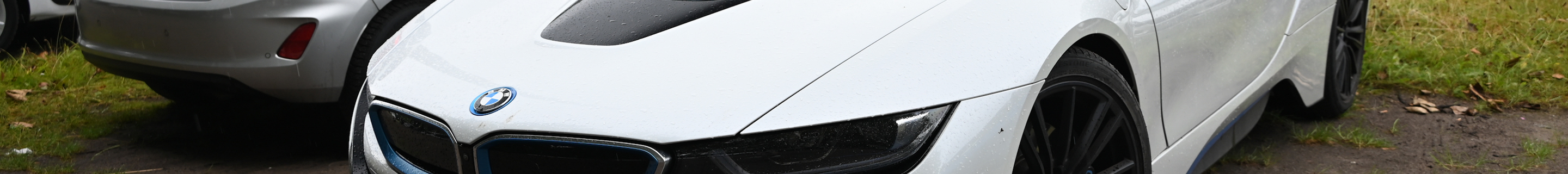 BMW i8 Roadster