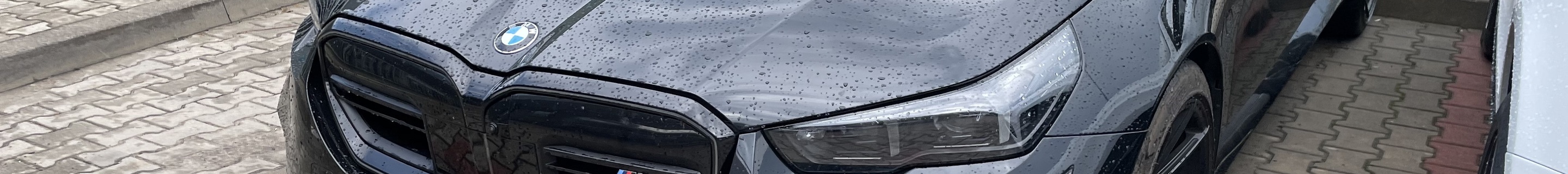 BMW M5 G90