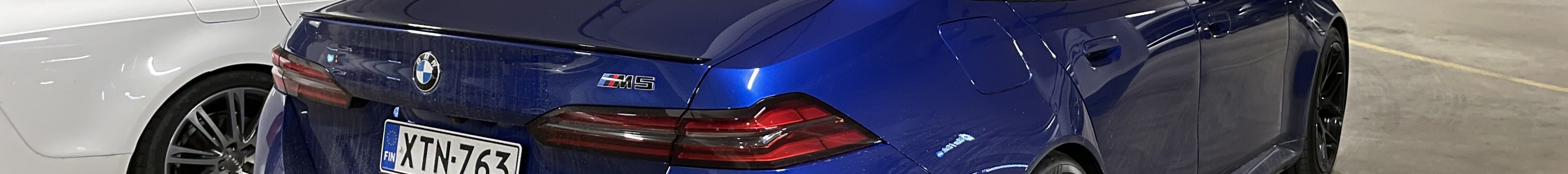 BMW M5 G90