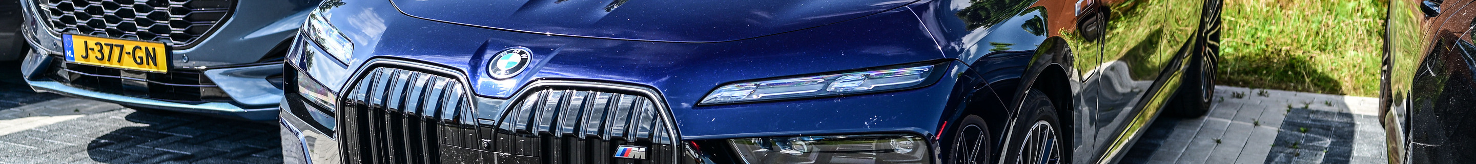 BMW M760e xDrive