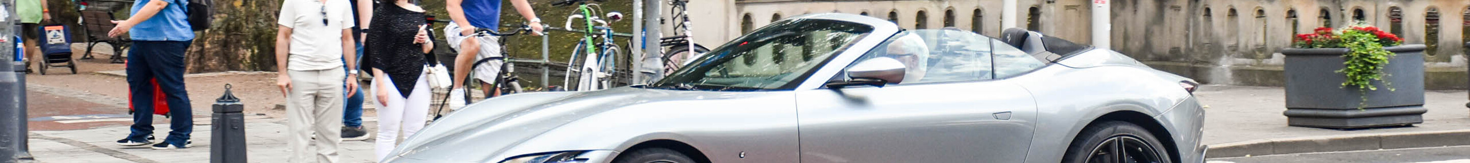Ferrari Roma Spider