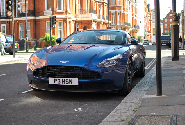 Aston Martin DB11