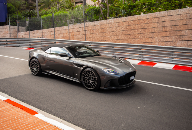 Aston Martin DBS 770 Ultimate Volante