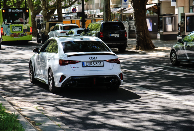 Audi RS3 Sedan 8Y