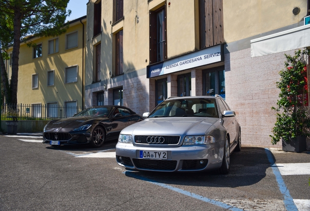 Audi RS4 Avant B5