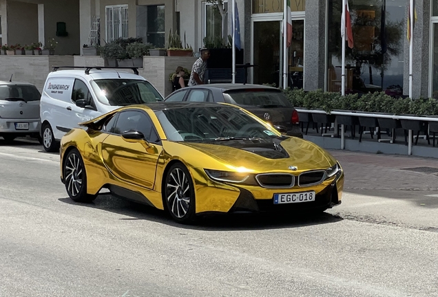 BMW i8