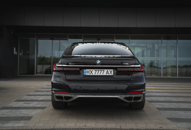 BMW M760Li xDrive 2019