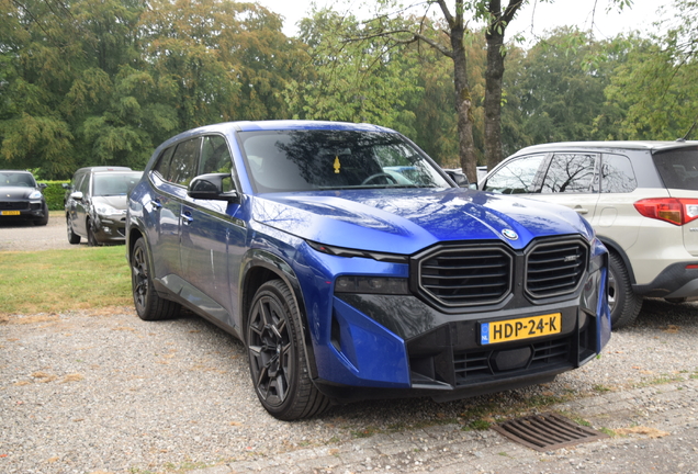 BMW XM G09