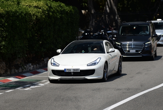 Ferrari GTC4Lusso T