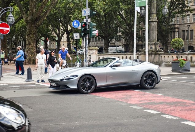 Ferrari Roma Spider