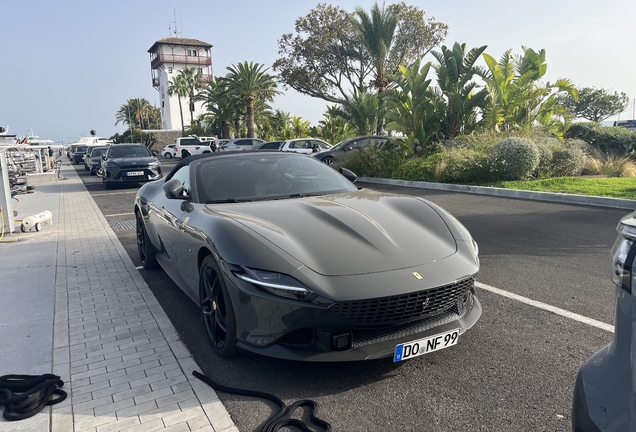 Ferrari Roma Spider