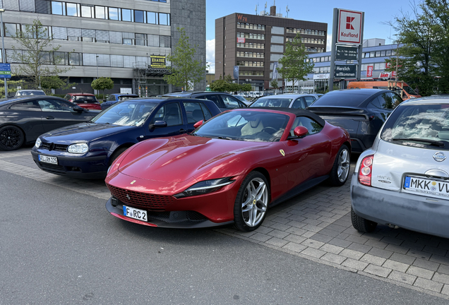 Ferrari Roma Spider