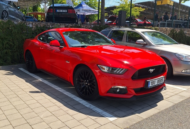Ford Mustang GT 2015