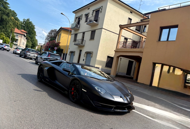 Lamborghini Aventador LP770-4 SVJ Roadster