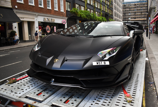 Lamborghini Aventador LP770-4 SVJ Roadster