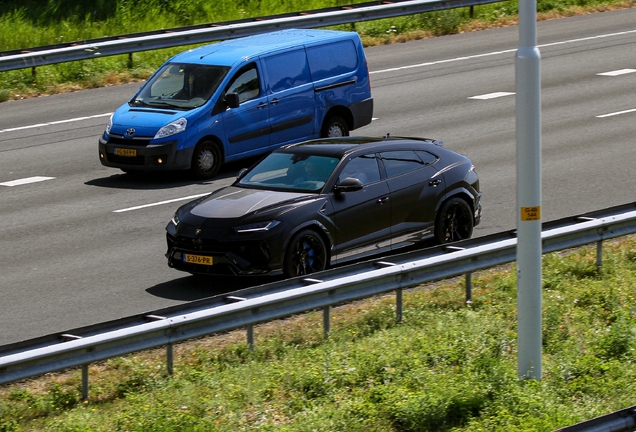 Lamborghini Urus Performante