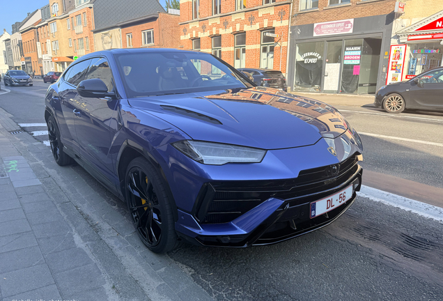 Lamborghini Urus S