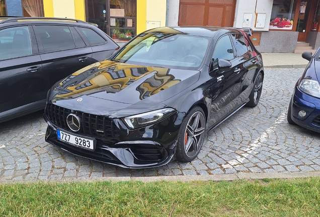 Mercedes-AMG A 45 S W177